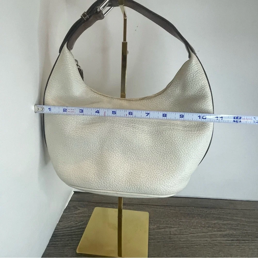 Doony & Bourke Cream and Brown Hobo Bag shoulder purse. Pre-owned. Has wear.